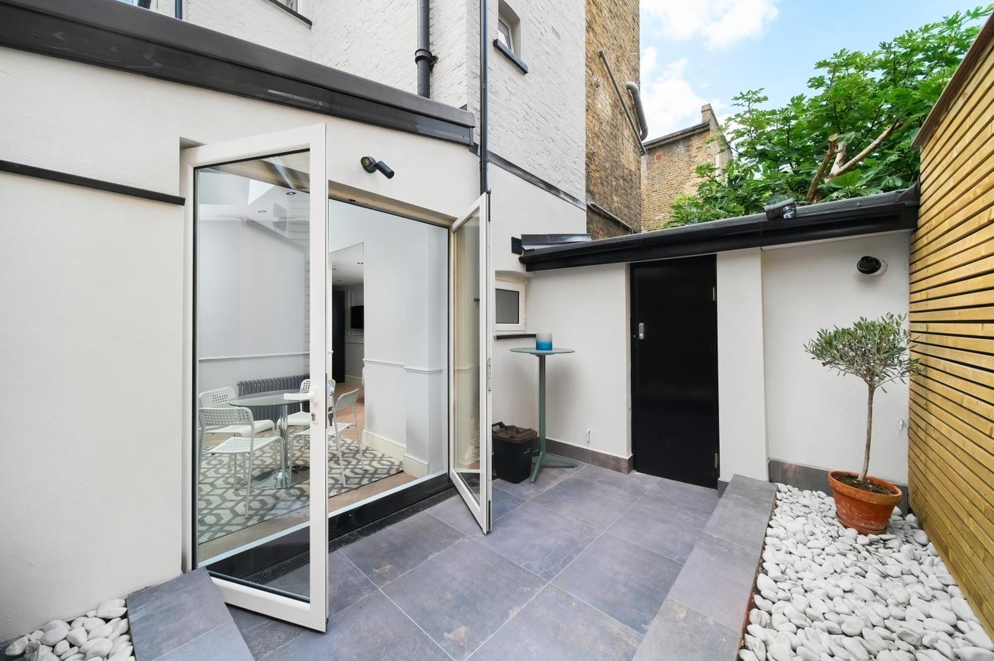 Nine Elms Modern Studio Apartments London Luaran gambar